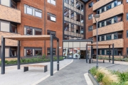 Queens Court, Reading